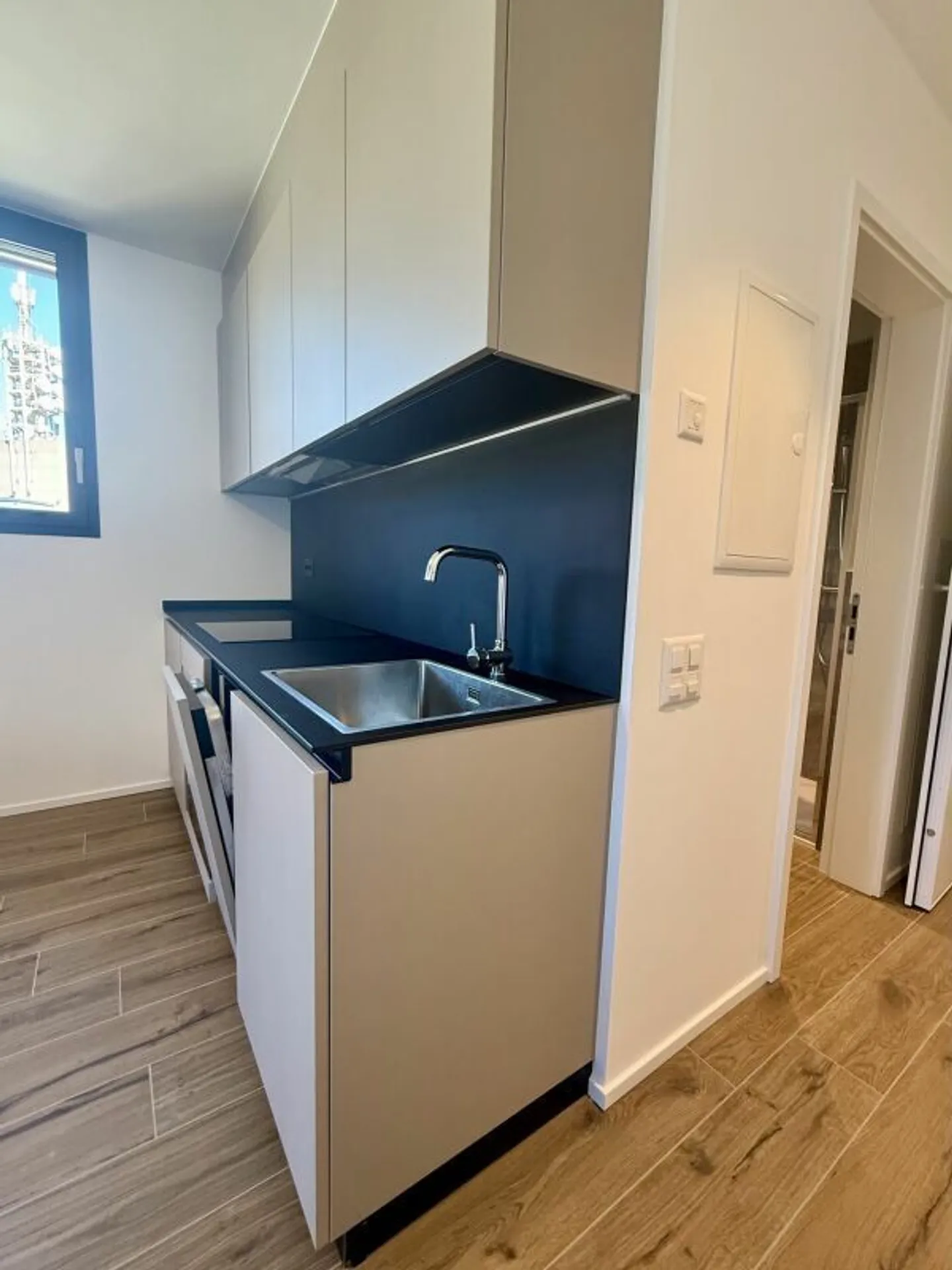 Appartamento in affitto - Foto 3 di 8