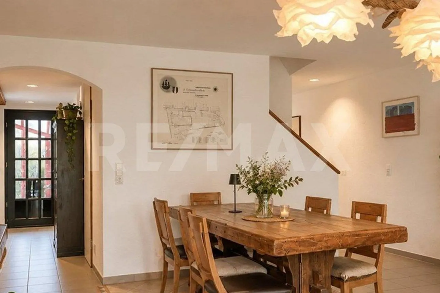 Incantevole casa angolare di 5,5 stanze a Breitenbach - Foto 3 di 13