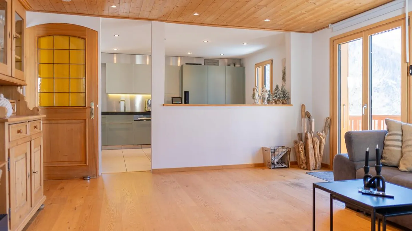 Plenty of Living Space, Sun, and View in Blitzingen - Photo 4 of 16