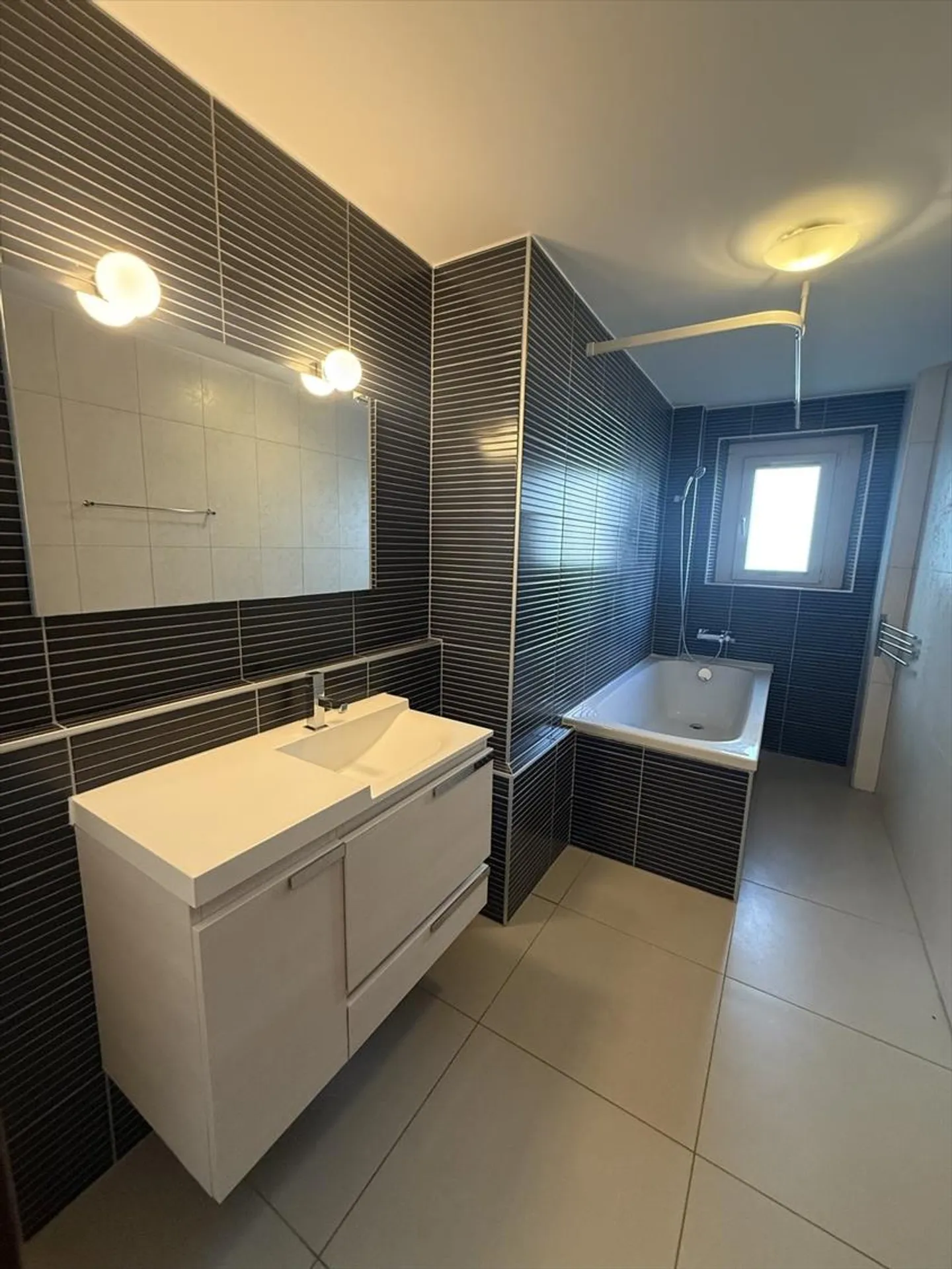 4.5-room apartment in Fribourg - Photo 3 of 8