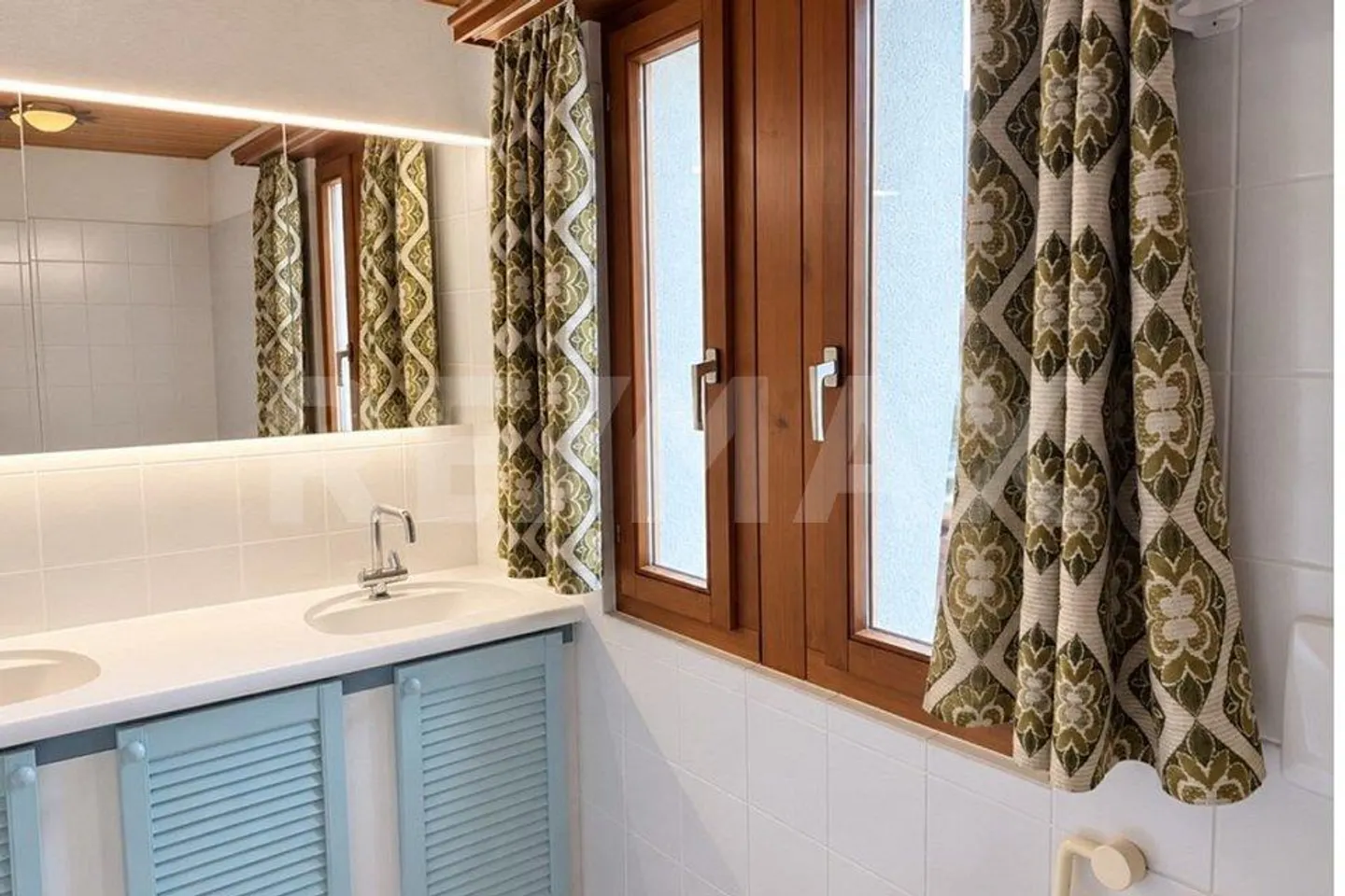 Incantevole casa angolare di 5,5 stanze a Breitenbach - Foto 11 di 13