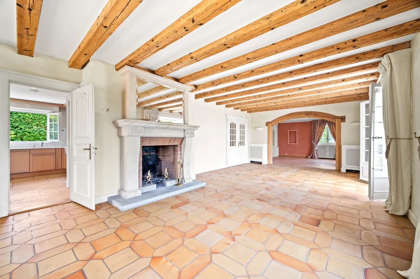 Propriété magnifique avec piscine et vue sur le lac, Apples - Photo 6 sur 15