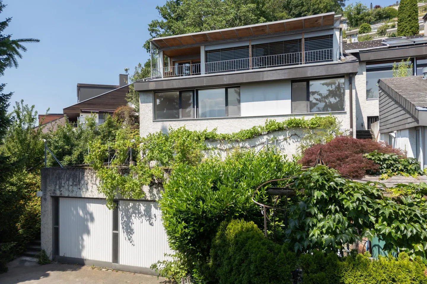 Einfamilienhaus mit grosser Einliegerwohnung am Brändlisberg - Foto 4 di 38