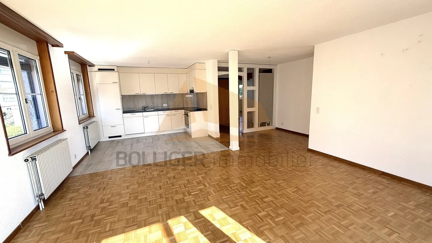IN VENDITA Appartamento 4.5 locali in PPE con balcone - Foto 6 di 13