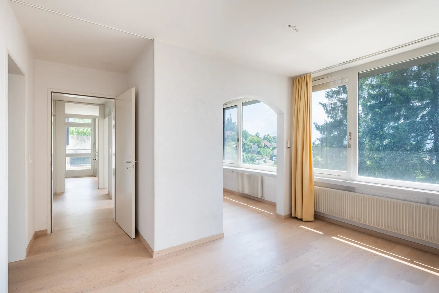 Einfamilienhaus mit grosser Einliegerwohnung am Brändlisberg - Foto 14 di 38