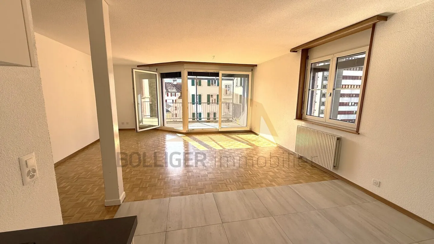 IN VENDITA Appartamento 4.5 locali in PPE con balcone - Foto 7 di 13