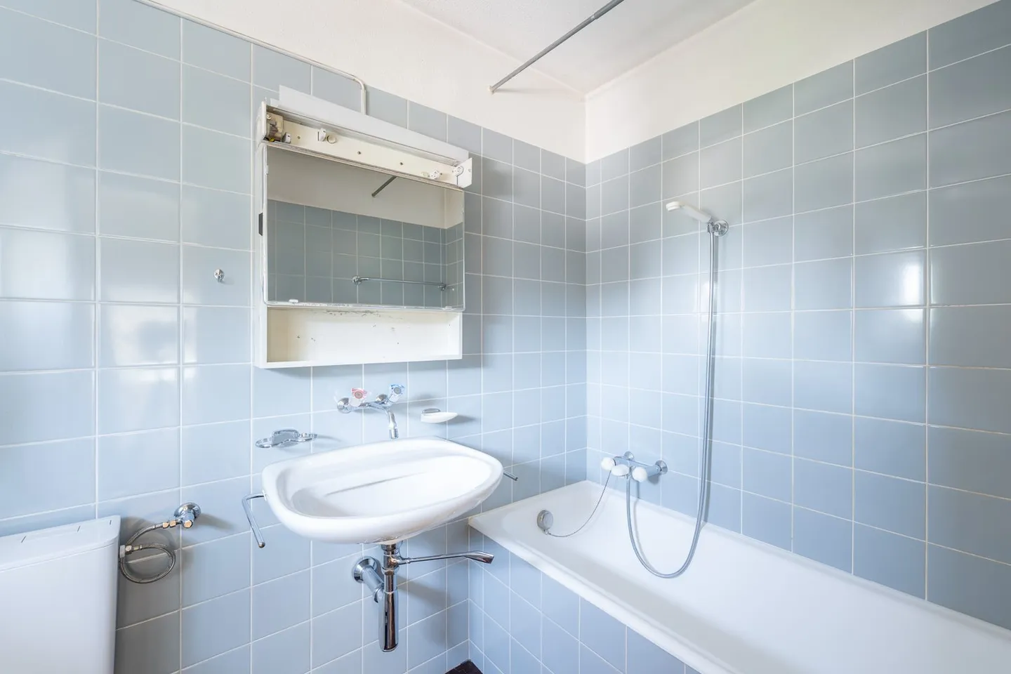 Einfamilienhaus mit grosser Einliegerwohnung am Brändlisberg - Foto 28 di 38