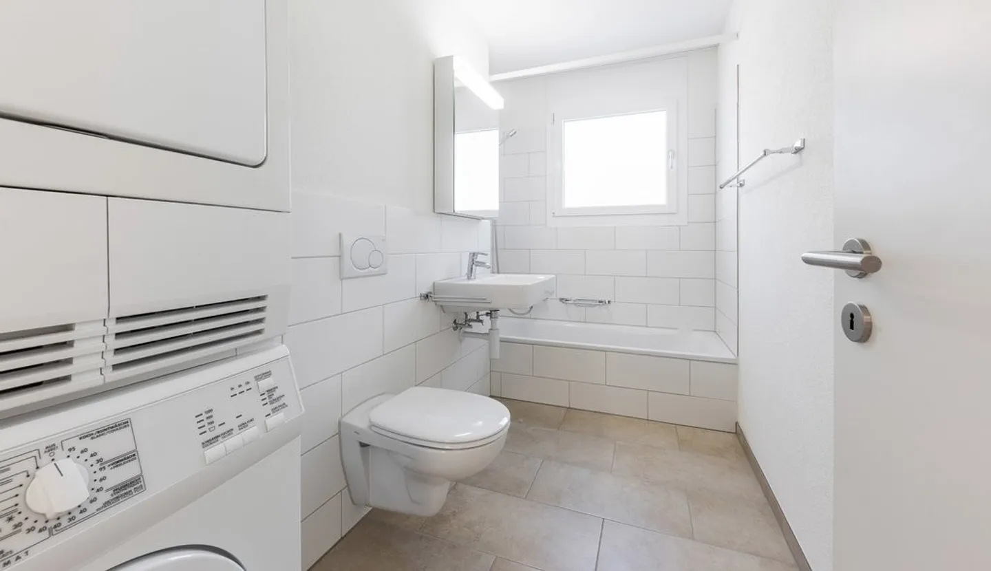 Appartement spacieux 5.5 pièces - Photo 6 sur 7