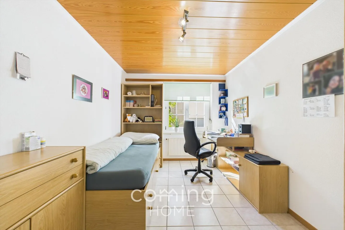 Charming Single-Family Home in Eyholz - Modernized, Sunny, and with a Large Garden - Photo 9 of 13