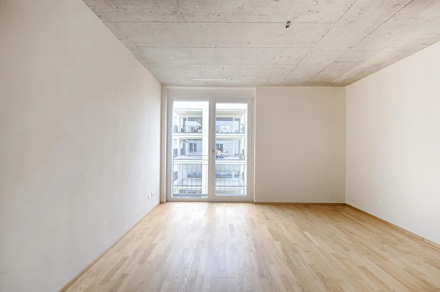 Modernes Apartment mit grossem Balkon - Foto 6 von 9