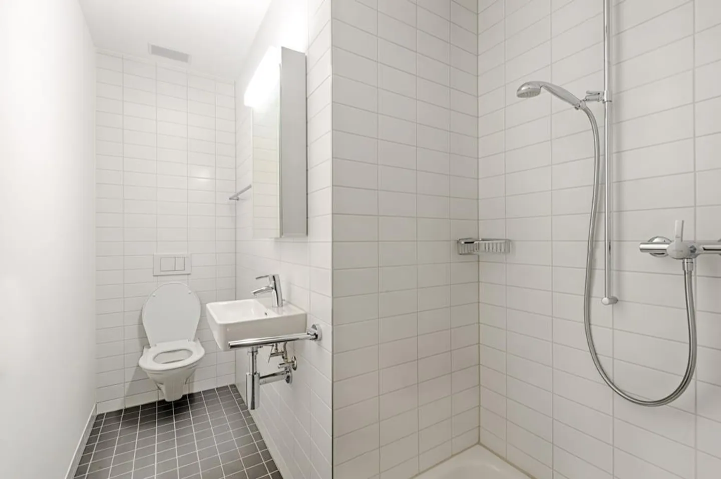 Modernes Apartment mit grossem Balkon - Foto 4 von 9