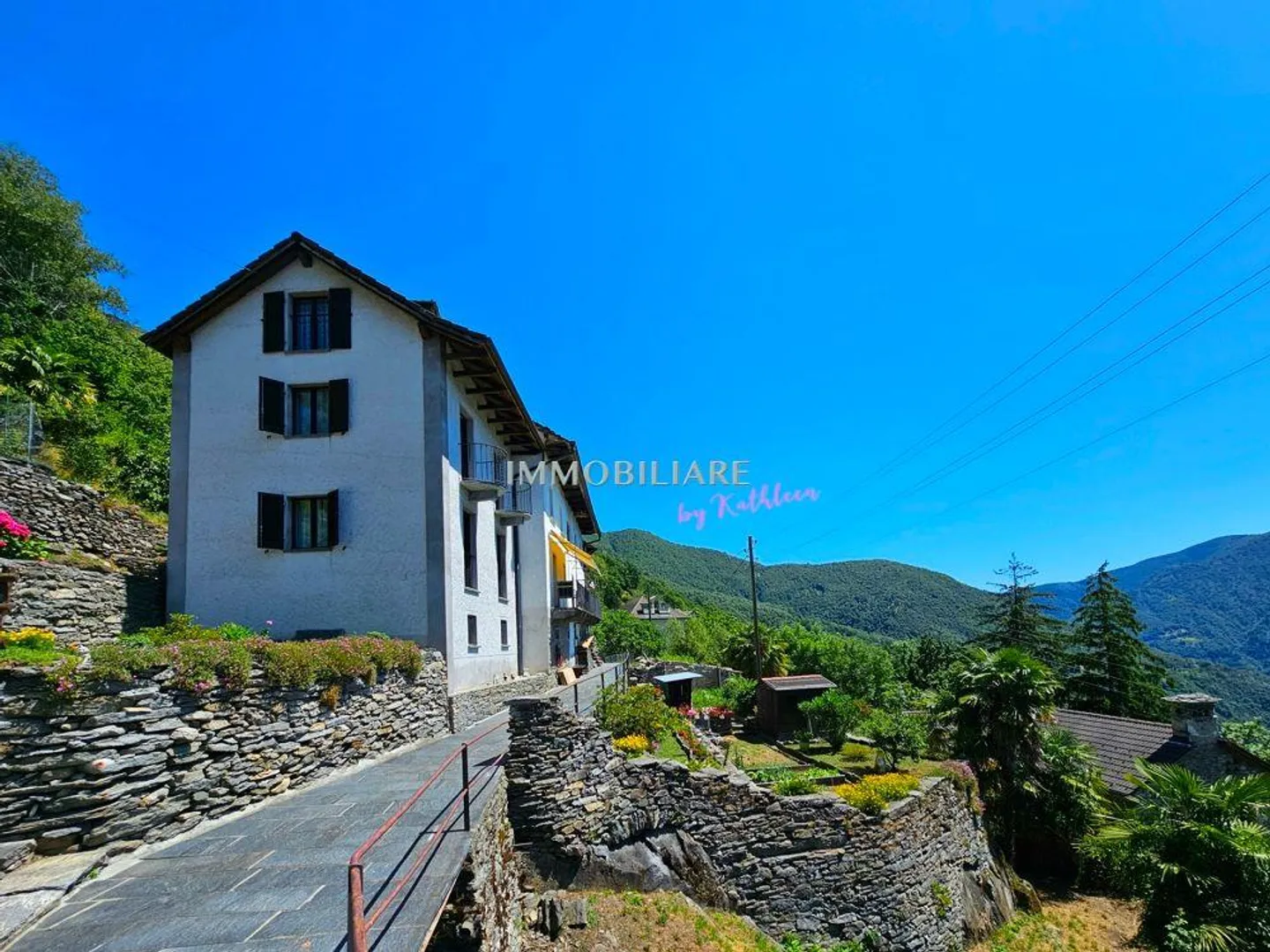 Chalet Incantevole con Vista Panoramica - Foto 4 di 20