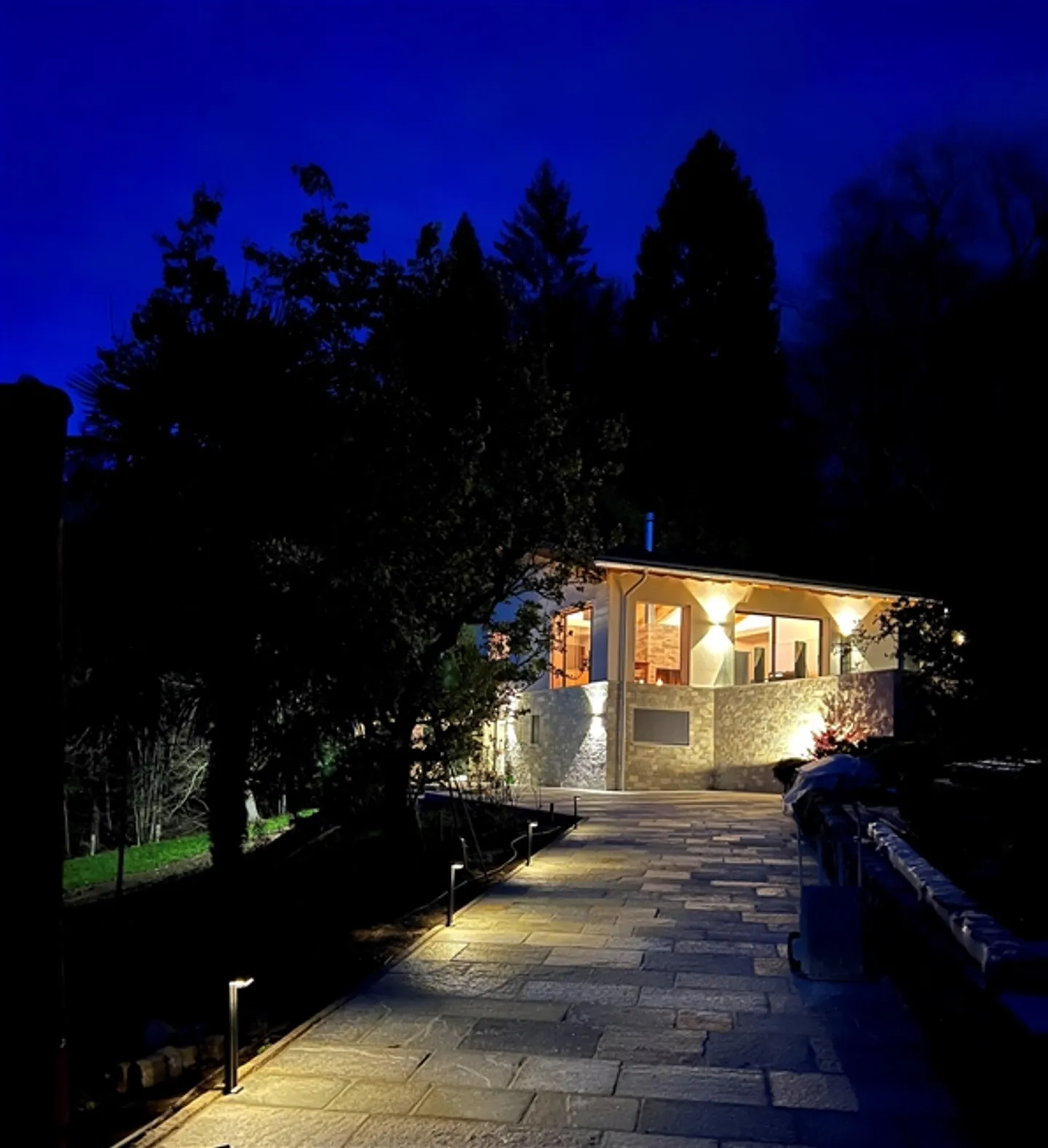 Oasis of Tranquility in the Midst of Nature - Photo 1 of 20