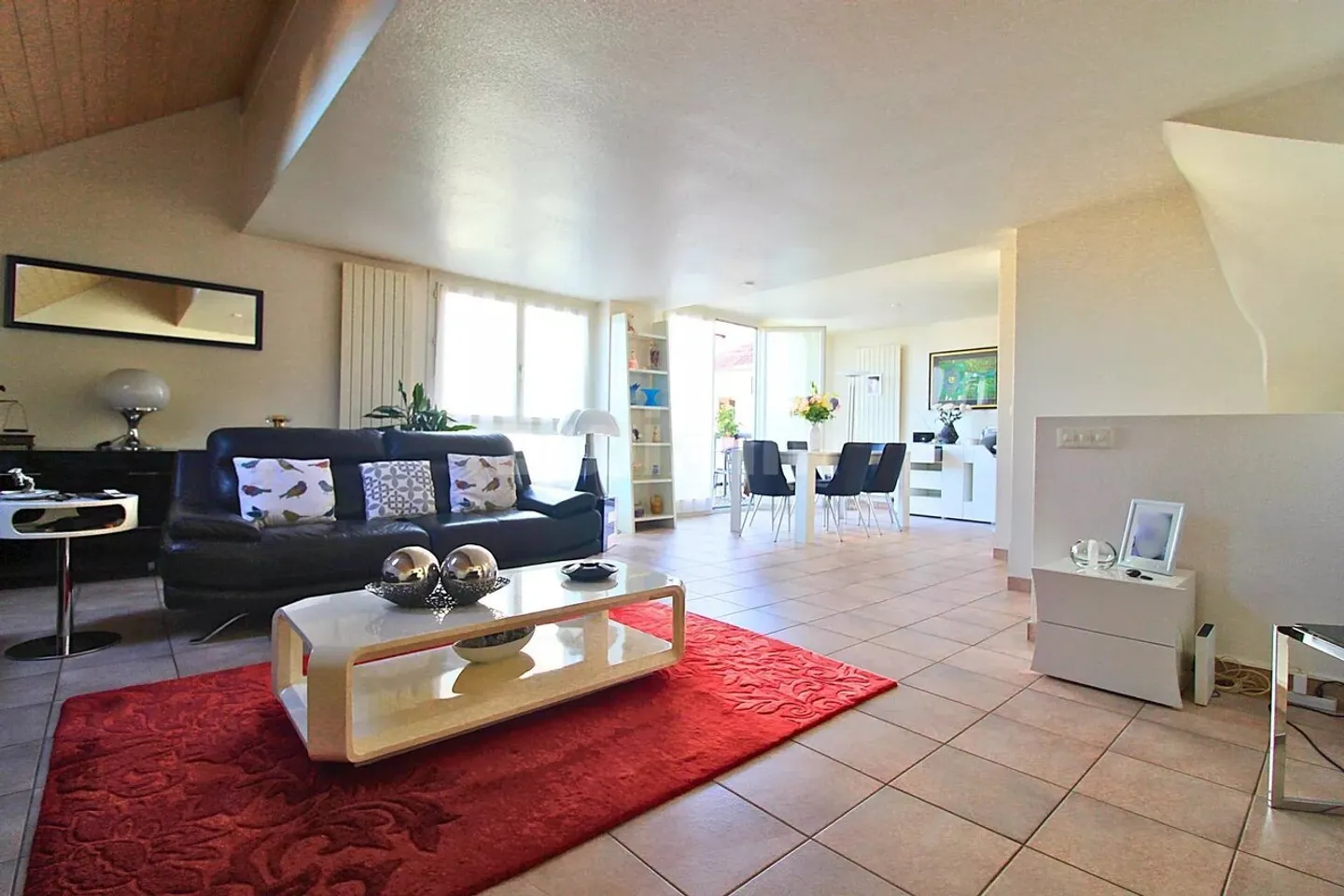 Charmant duplex de 4 pièces - Photo 2 sur 5