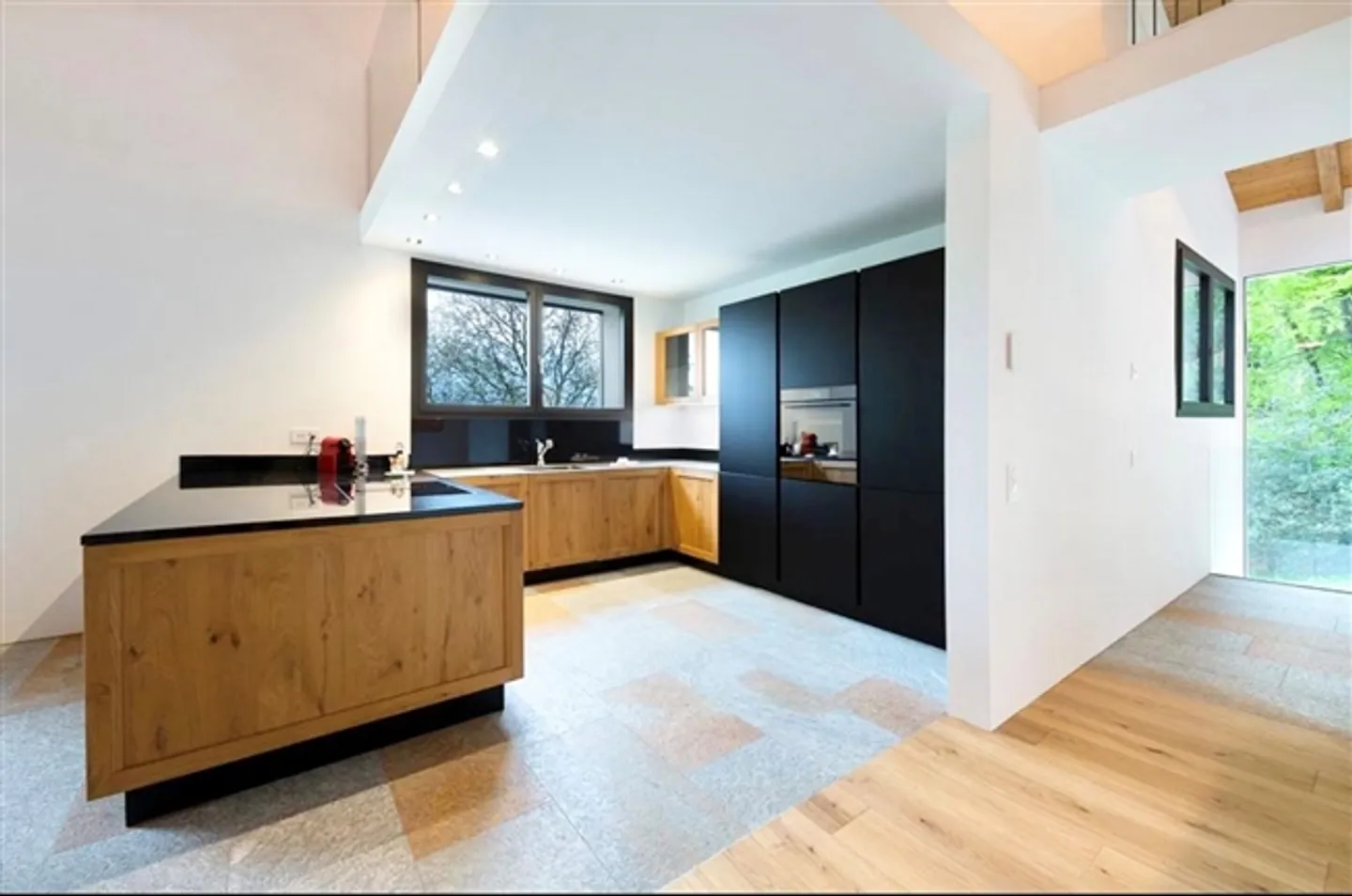 Oasis of Tranquility in the Midst of Nature - Photo 9 of 20