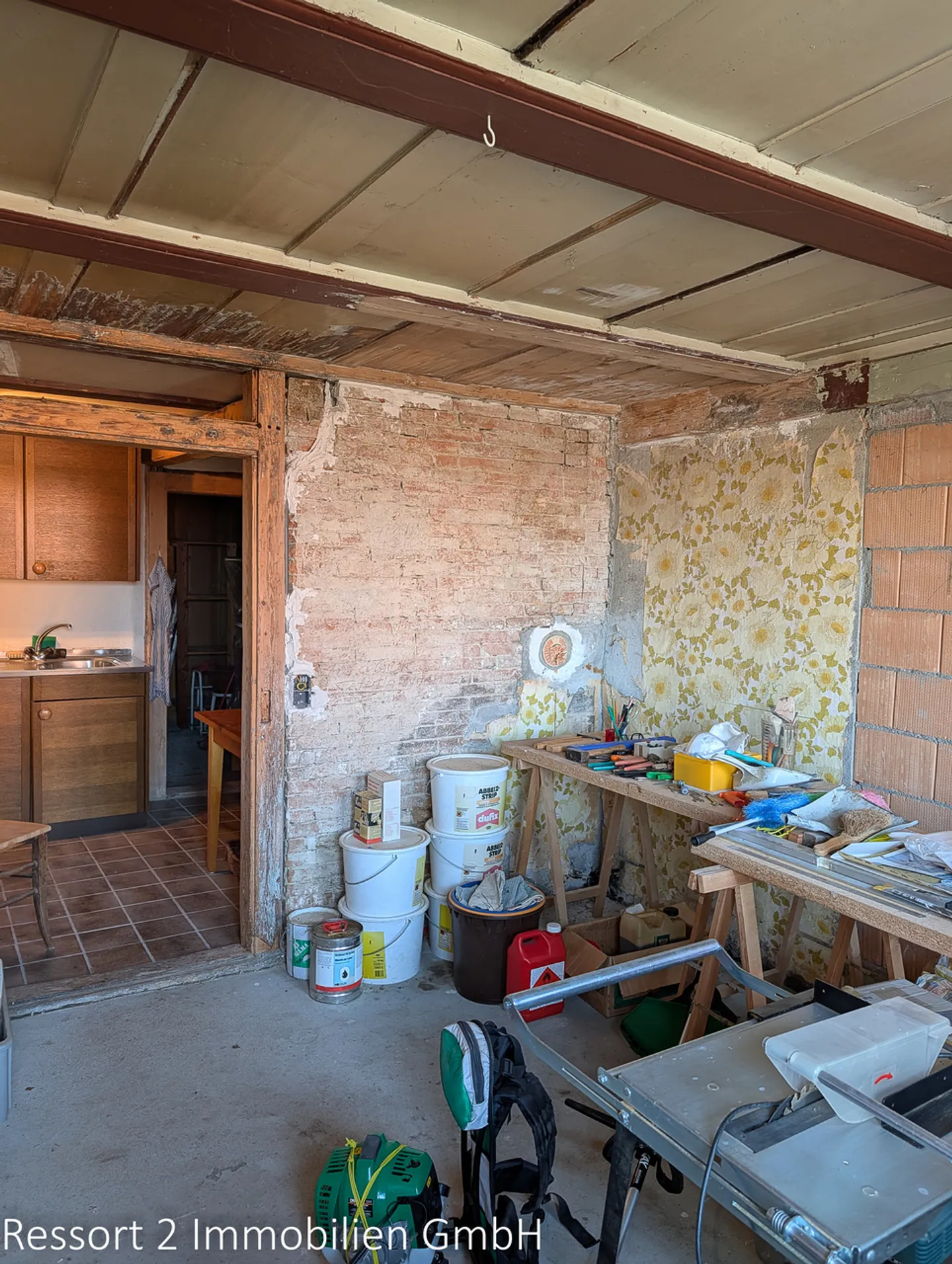 Charming Renovation Project House - Photo 9 of 19