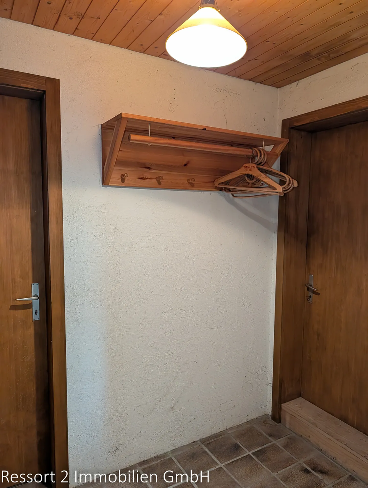 Charming Renovation Project House - Photo 14 of 19