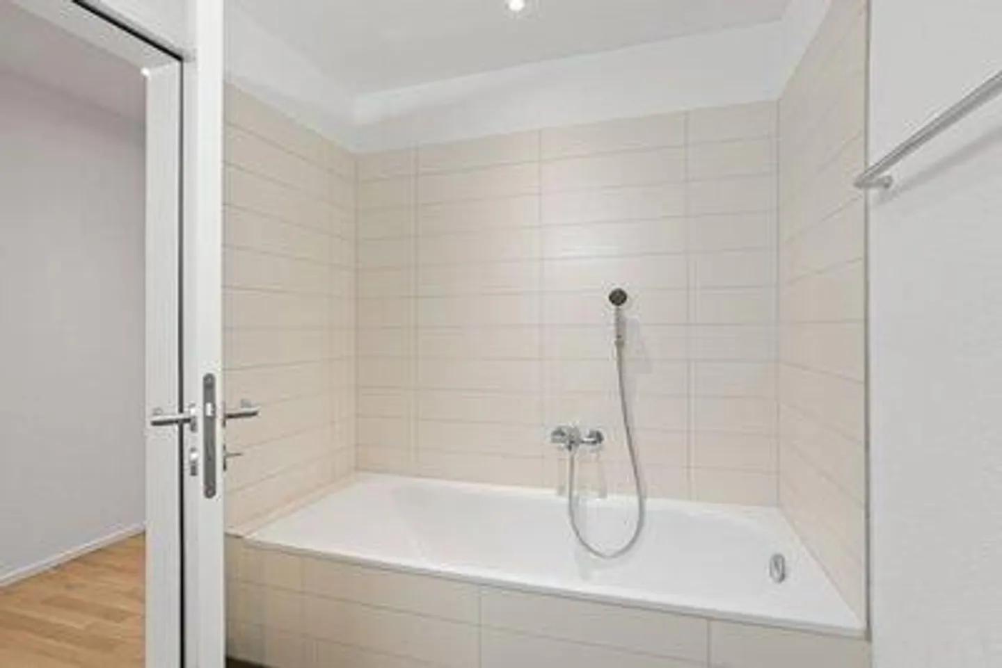 4.5 Room Apartment in Thal - Photo 10 of 11