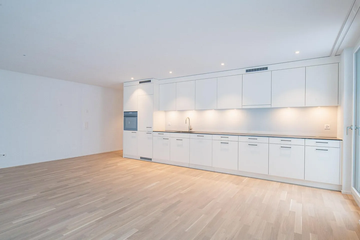 3.5 Room Apartment in Neunkirch - Photo 2 of 8