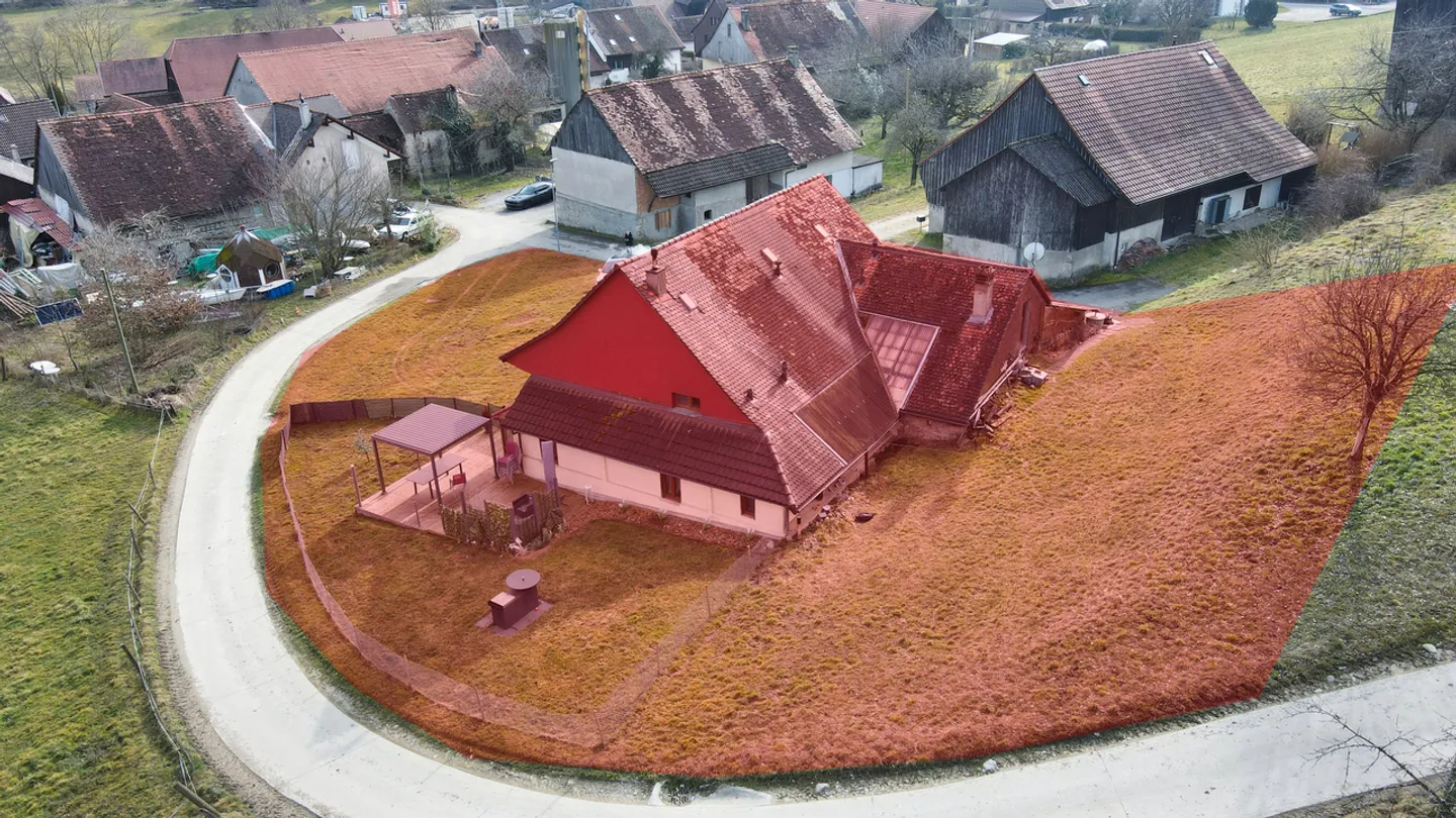 Casa con 2 appartamenti e terreno edificabile a Cheiry / FR - Foto 6 di 23