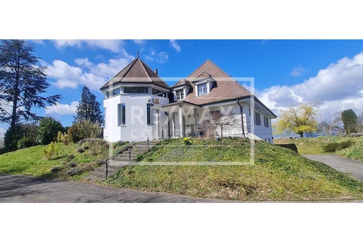 Beeindruckende Villa mit Seeblick - Foto 6 von 9