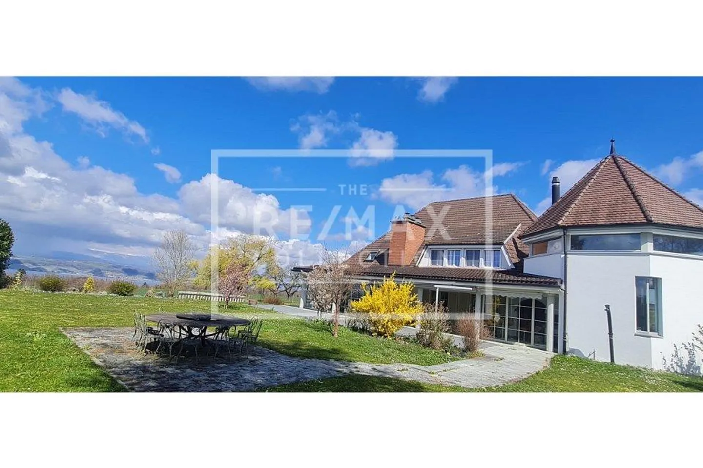 Beeindruckende Villa mit Seeblick - Foto 7 von 9