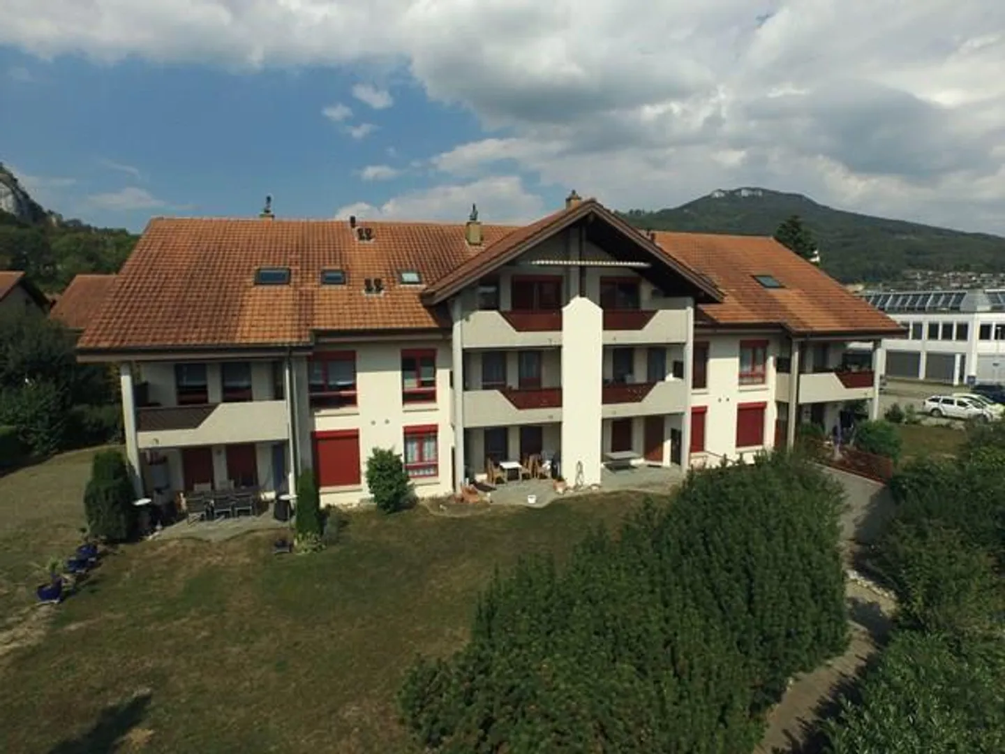 Helle 4.5-Zimmer-Wohnung mit Balkon - Foto 1 von 12