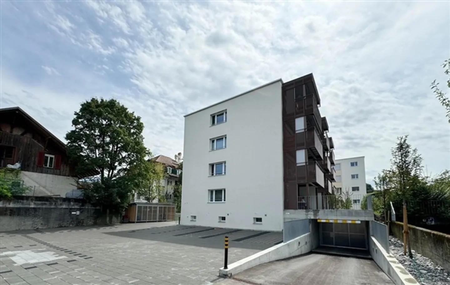 Espace de stationnement pour moto à Worb recherché - Photo 1 sur 2