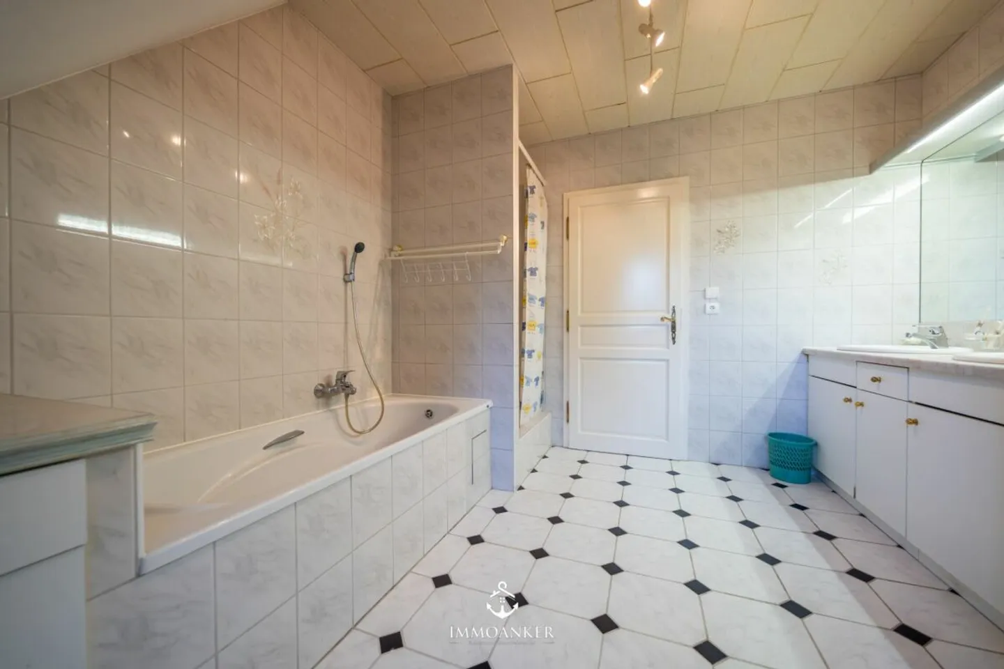 Single house for sale - Photo 10 of 13