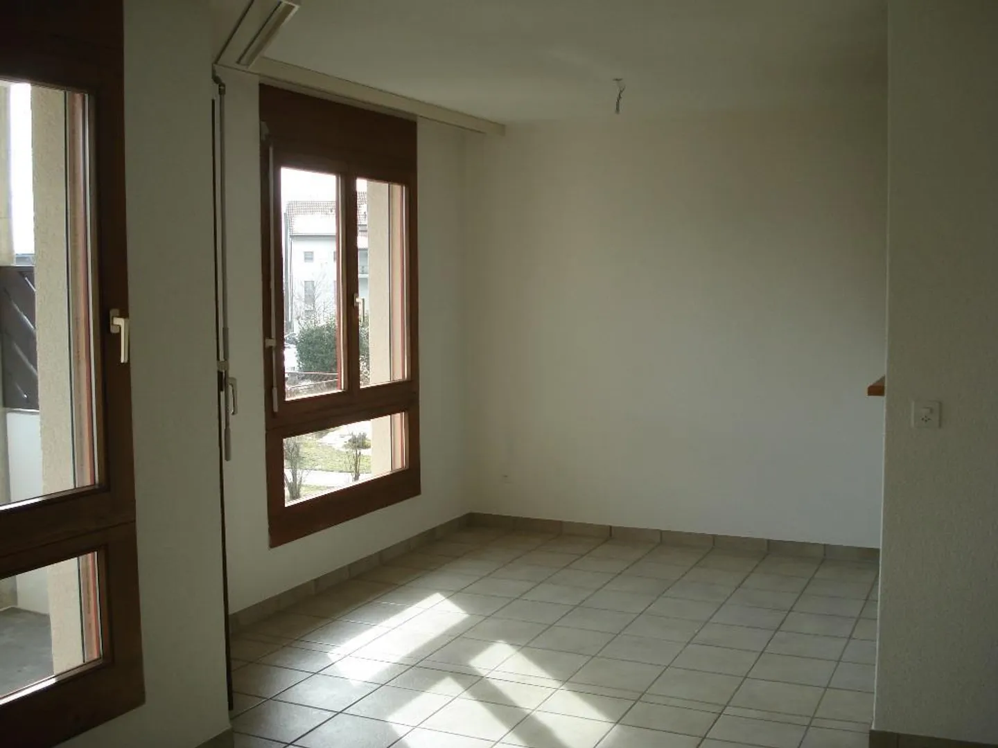 Helle 4.5-Zimmer-Wohnung mit Balkon - Foto 5 von 12