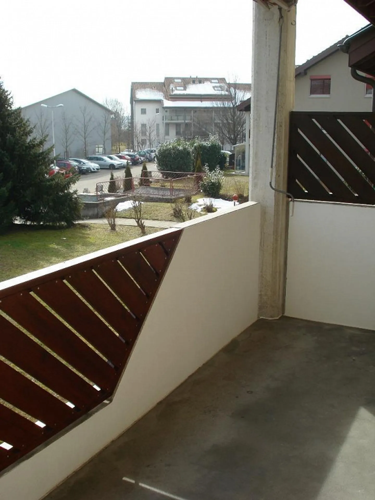 Helle 4.5-Zimmer-Wohnung mit Balkon - Foto 6 von 12