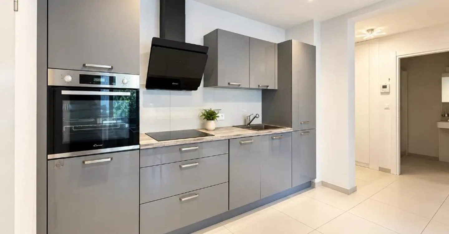 Invest in Martigny: Recent 2.5 Rooms with Veranda, Terrace and Garden - Photo 3 of 8