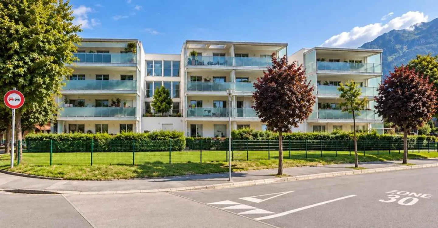 Invest in Martigny: Recent 2.5 Rooms with Veranda, Terrace and Garden - Photo 1 of 8