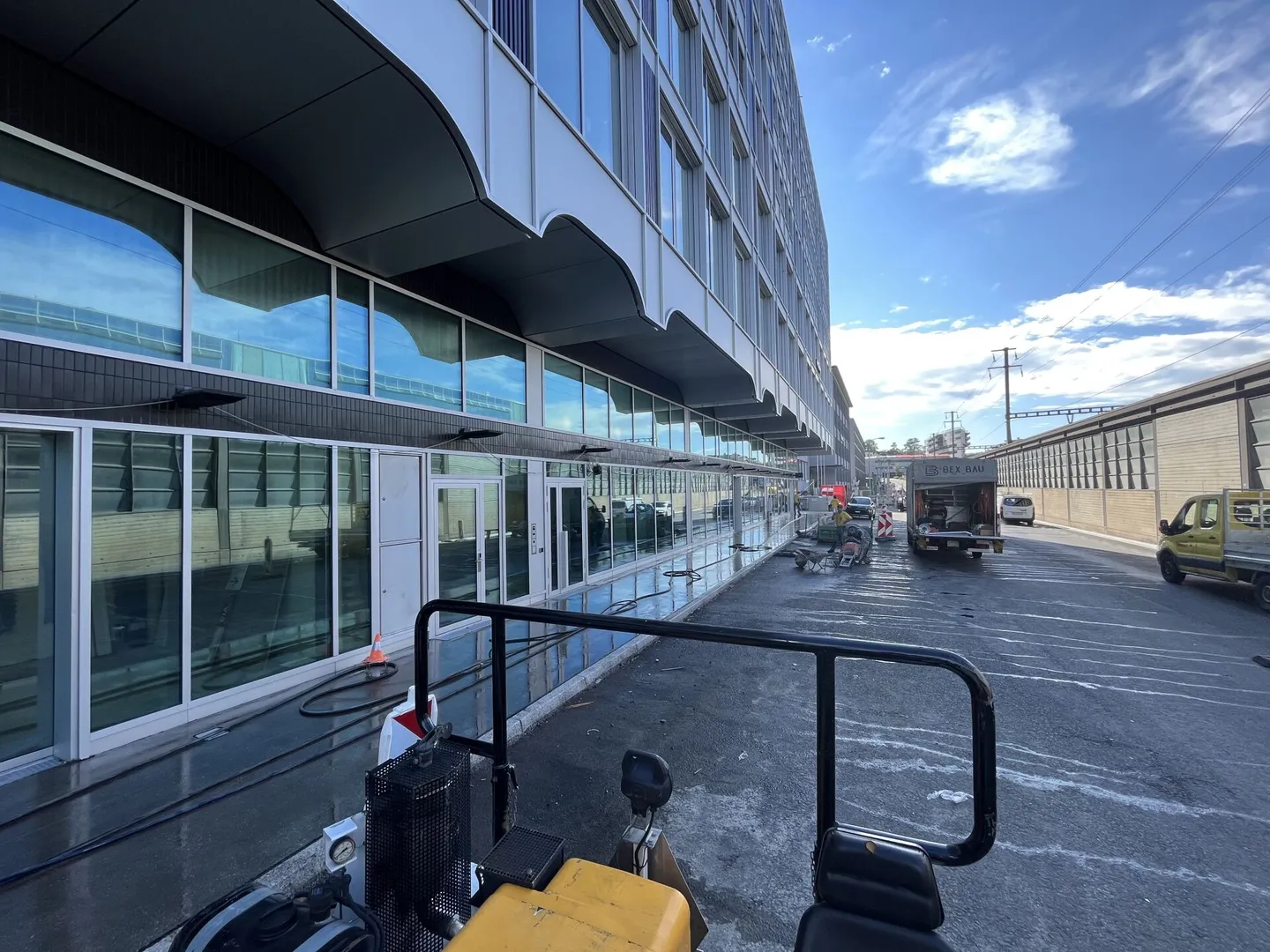 Ultimi spazi di vendita e servizi alla nuova stazione Sud - Foto 3 di 9