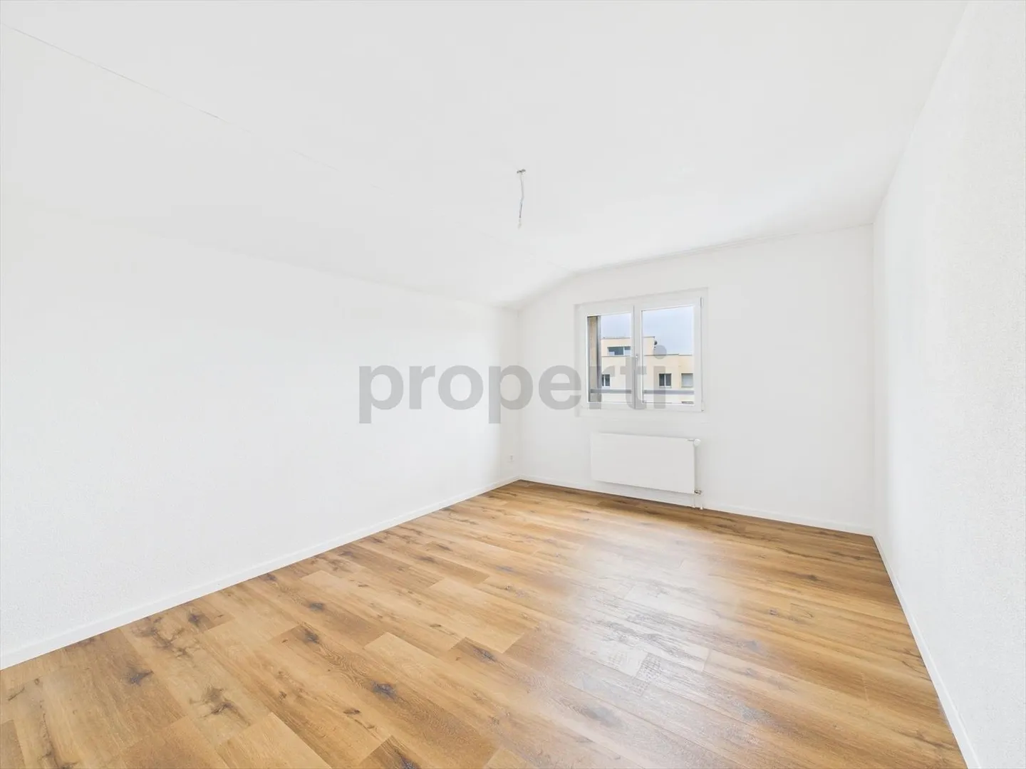 1. MONAT MIETZINS GESCHENKT***Moderne 3.5-Zimmer-Dachgeschosswohnung in Küssnacht am Rigi - Foto 7 von 11