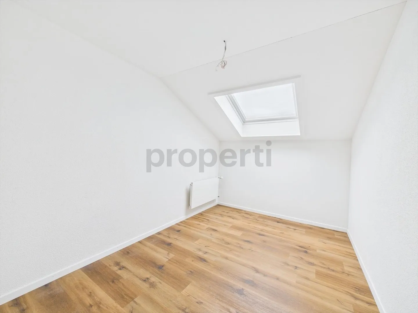 1. MONAT MIETZINS GESCHENKT***Moderne 3.5-Zimmer-Dachgeschosswohnung in Küssnacht am Rigi - Foto 5 von 11