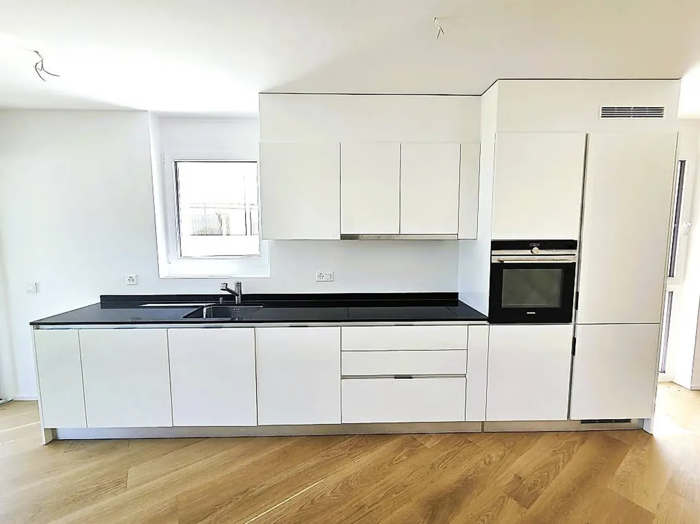 Appartamento 4.5 con vista mozzafiato a Bellinzona-Daro - Foto 6 di 12