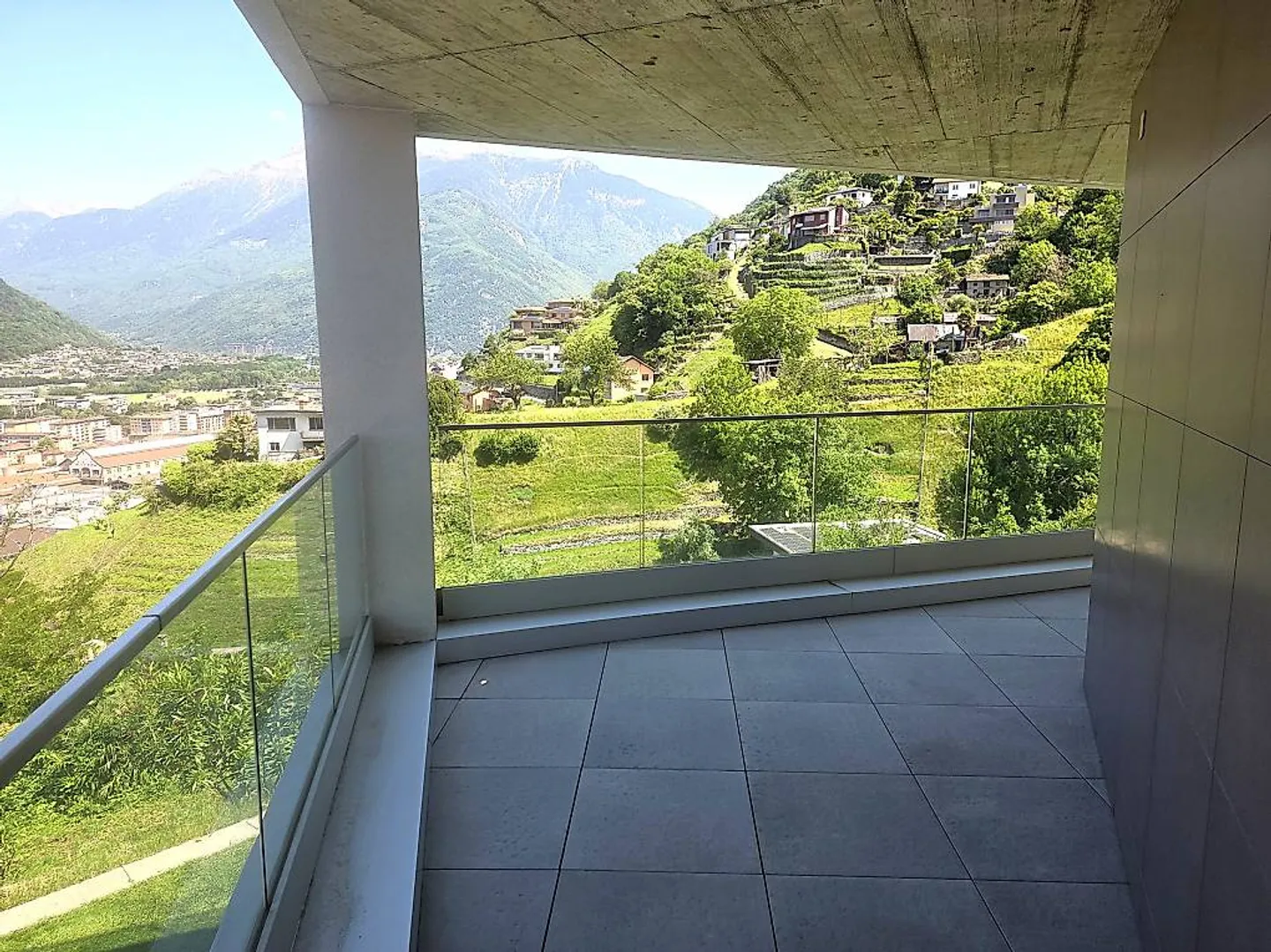 Appartamento 4.5 con vista mozzafiato a Bellinzona-Daro - Foto 10 di 12
