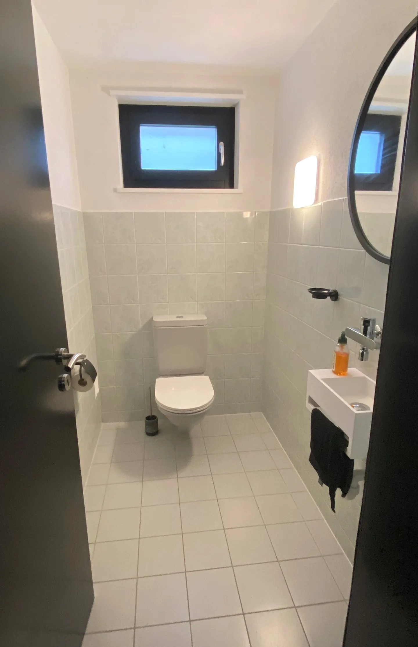 Wunderschönes, renoviertes Einfamilienhaus mit 6,5 Zimmern in Walperswil in ruhiger Lage. - Photo 14 sur 38