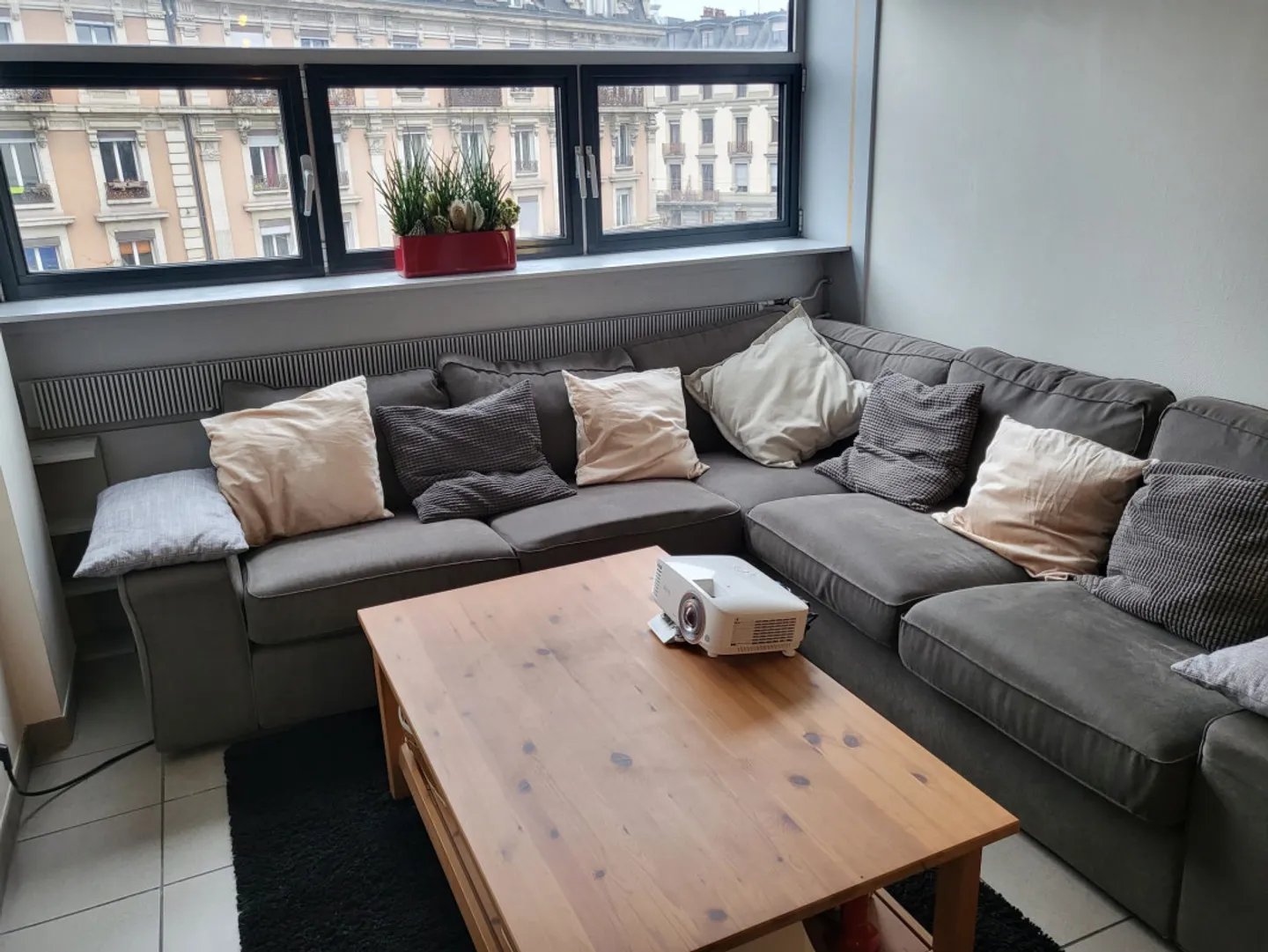 Charmante Wohnung in Plainpalais - Foto 4 von 8