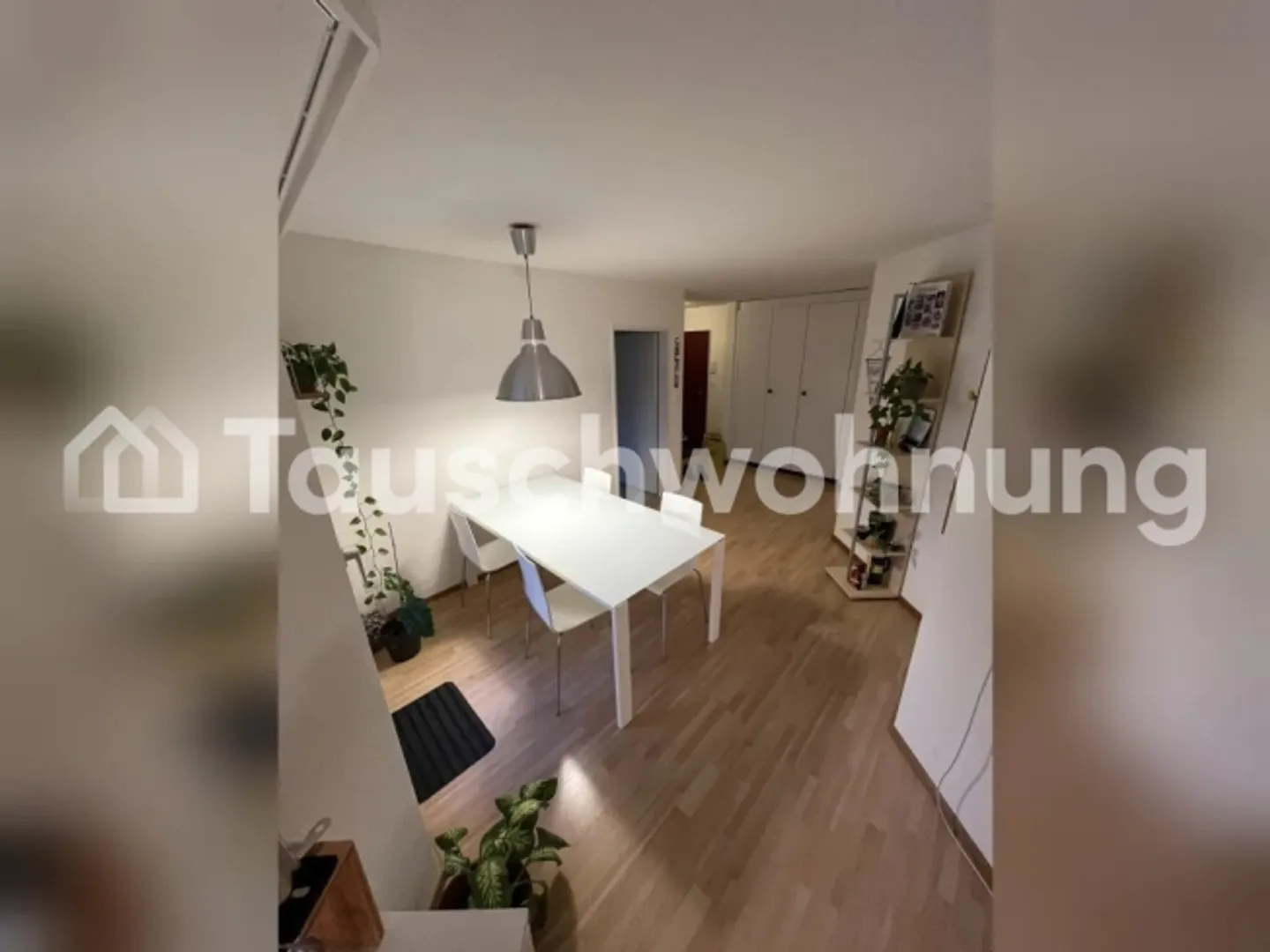 Exchange 4.5-room apartment in Zurich District 9 - Photo 3 of 13