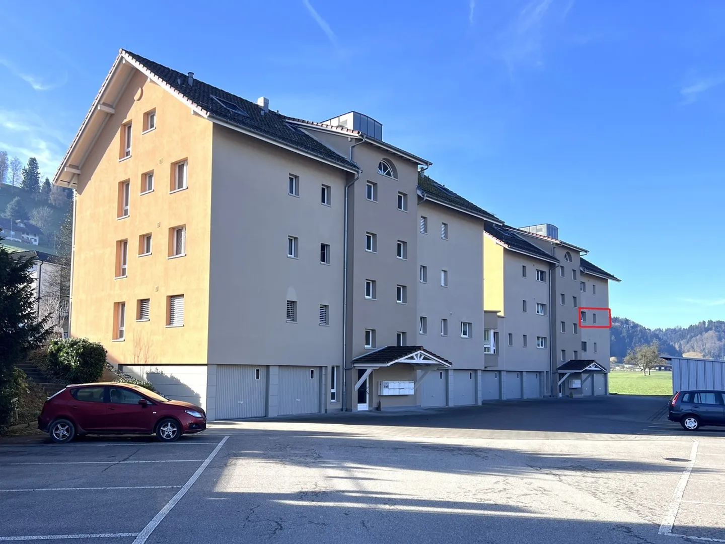 Luminoso appartamento di 4½ locali con vista sul verde - Foto 10 di 10