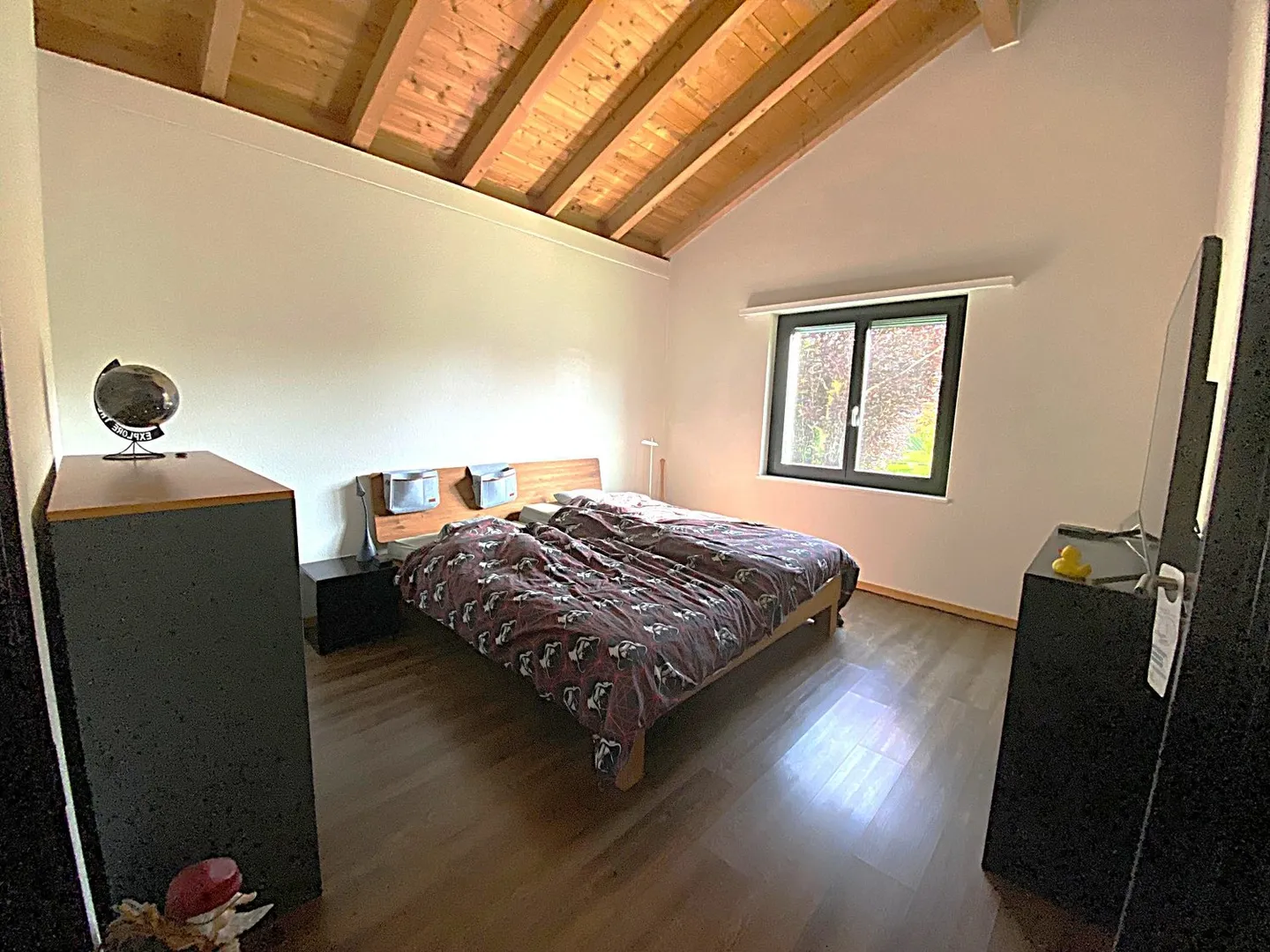 Wunderschönes, renoviertes Einfamilienhaus mit 6,5 Zimmern in Walperswil in ruhiger Lage. - Photo 28 sur 38