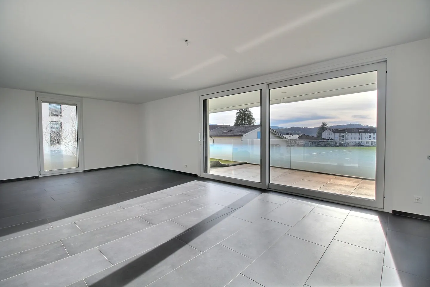 Wunderschöne 4,5-Zimmer-Wohnung in Marly - Foto 9 von 11