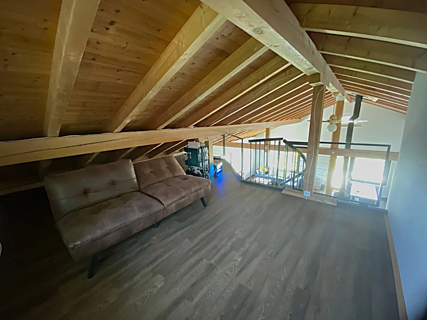 Wunderschönes, renoviertes Einfamilienhaus mit 6,5 Zimmern in Walperswil in ruhiger Lage. - Photo 35 sur 38