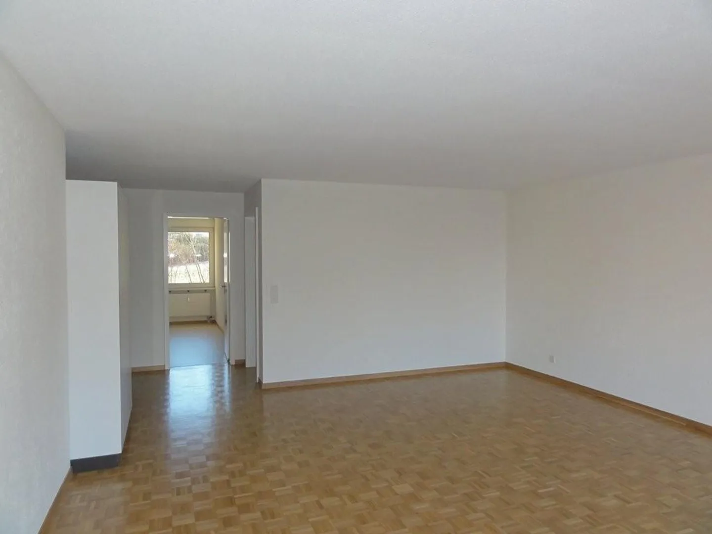 Beautiful cozy apartment in the Erlenmatten district! - Photo 5 of 10