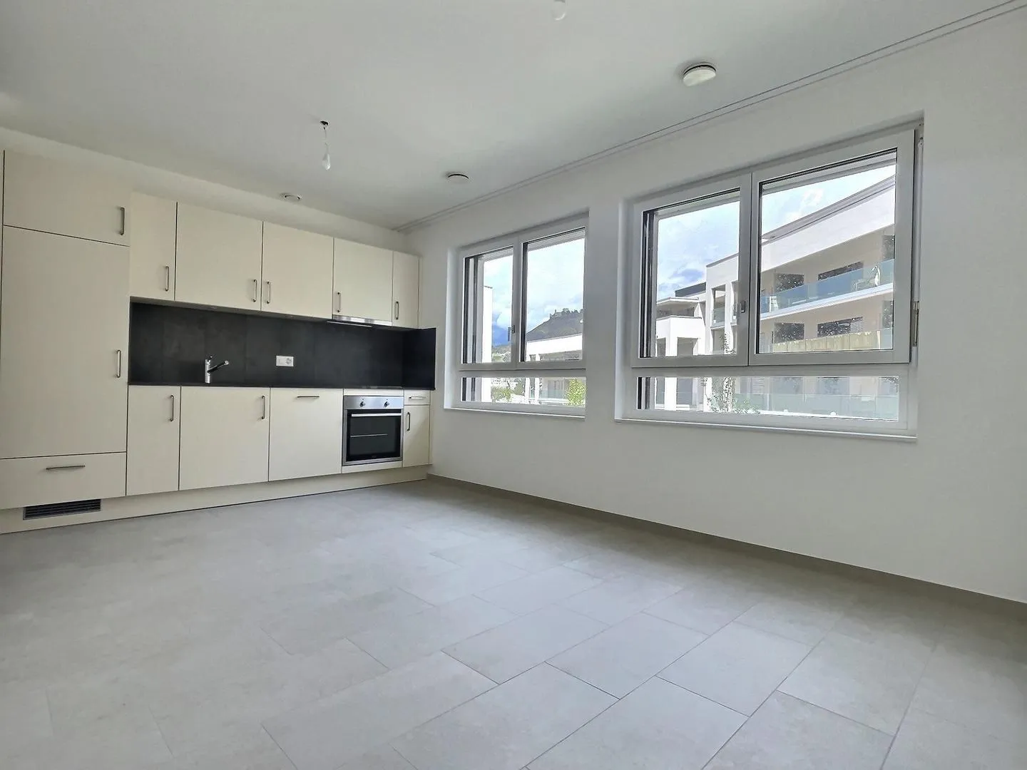 Modern Studio in Prime Location - Photo 1 of 7