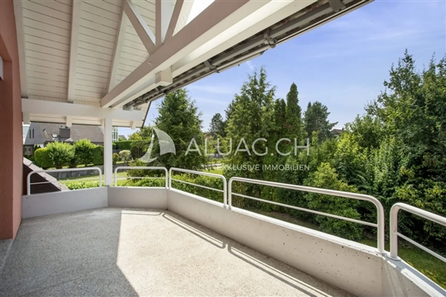 DUPLEX RENTAL APARTMENT IN A QUIET NEIGHBORHOOD - Photo 10 of 12