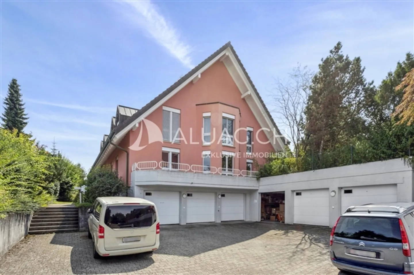 DUPLEX RENTAL APARTMENT IN A QUIET NEIGHBORHOOD - Photo 12 of 12