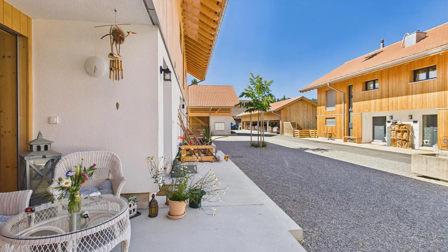 Plenty of Space on All Levels – 5.5-Room House with a View of the Green - Photo 9 of 21